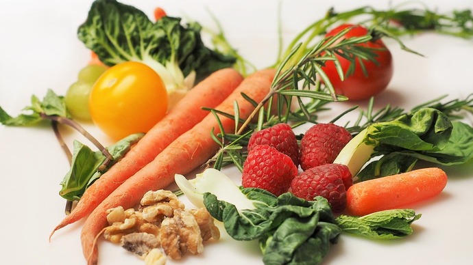 Latvian Folk Riddles About Fruits and Vegetables