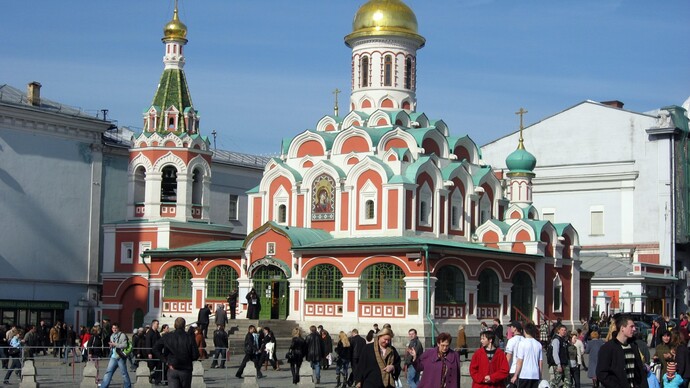 Moscow Never Sleeps