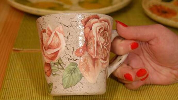 Decoupage on Crockery