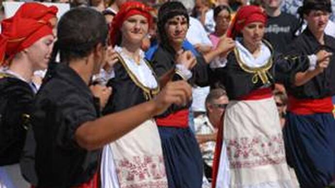 Sirtaki - A Greek National Dance?